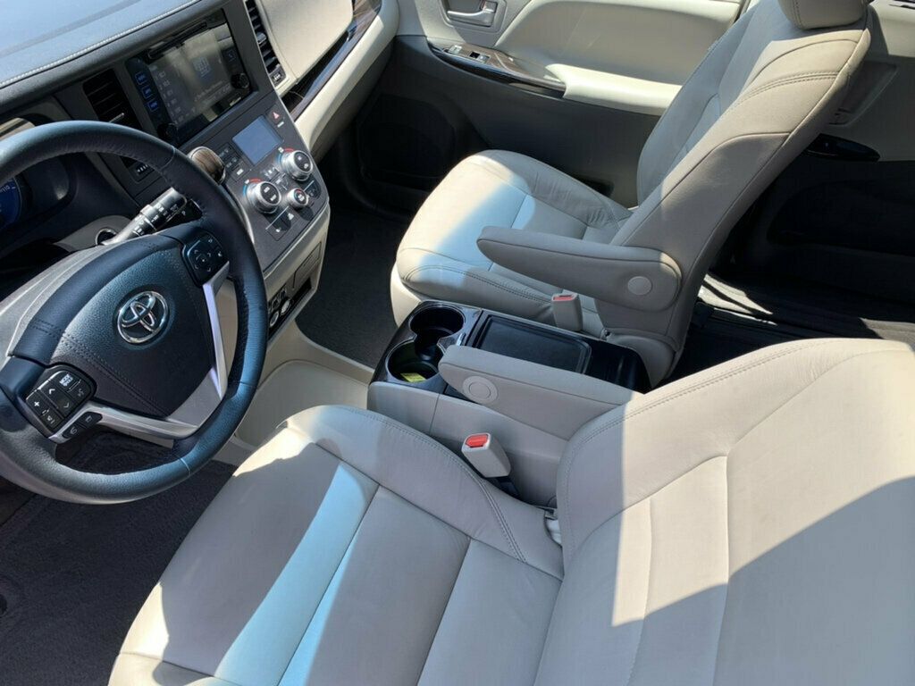 2017 Toyota Sienna XLE FWD 8-Passenger 1-Owner HANDICAP ACCESSIBLE - 23064941 - 37