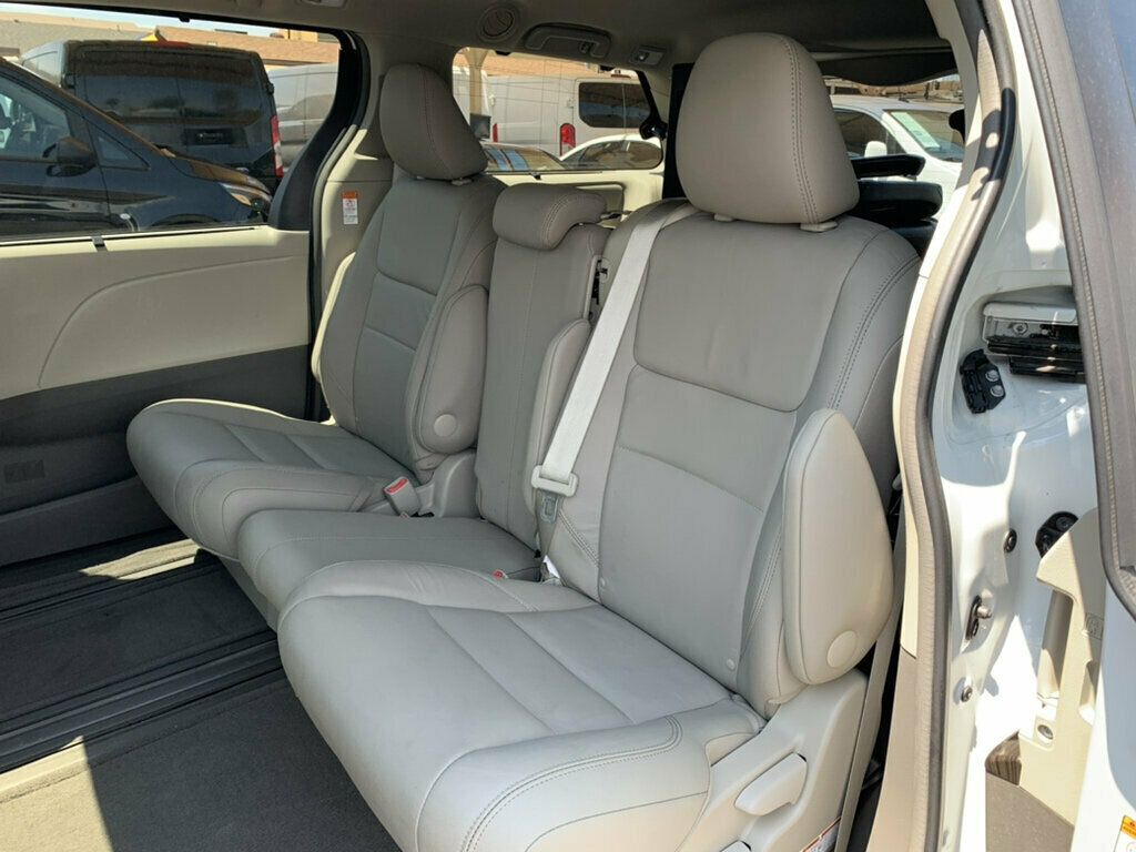 2017 Toyota Sienna XLE FWD 8-Passenger 1-Owner HANDICAP ACCESSIBLE - 23064941 - 50
