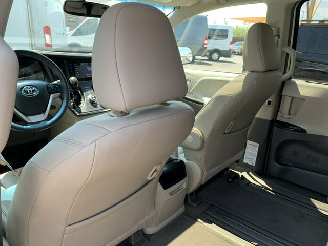 2017 Toyota Sienna XLE FWD 8-Passenger 1-Owner HANDICAP ACCESSIBLE - 23064941 - 51