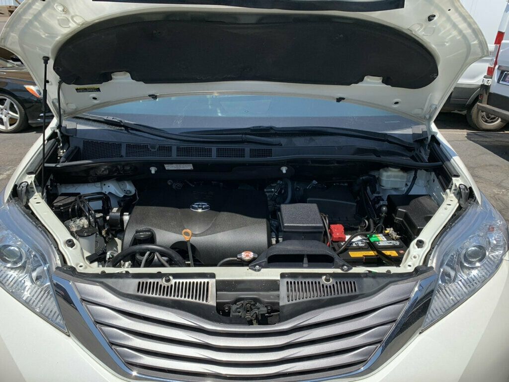 2017 Toyota Sienna XLE FWD 8-Passenger 1-Owner HANDICAP ACCESSIBLE - 23064941 - 63