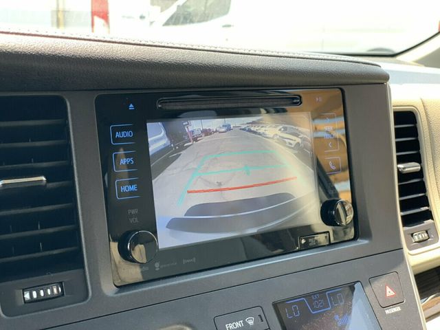 2017 Toyota Sienna XLE FWD 8-Passenger 1-Owner HANDICAP ACCESSIBLE - 23064941 - 8