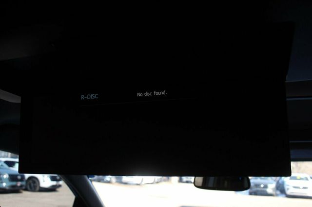 2017 Toyota Sienna XLE PREMIUM W/ NAVIGATION, REAR DVD, LEATHER, MOONROOF - 22995004 - 9