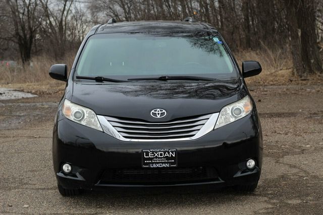 2017 Toyota Sienna XLE PREMIUM W/ NAVIGATION, REAR DVD, LEATHER, MOONROOF - 22995004 - 3
