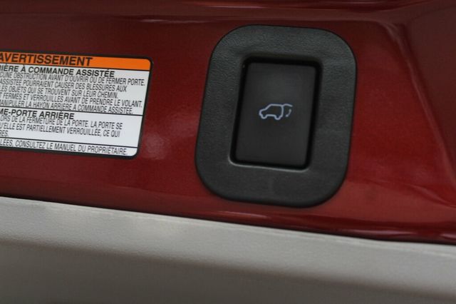 2017 Toyota Sienna XLE W/ NAVIGATION, LEATHER, MOONROOF, DUAL PWR SLIDING DOORS - 23080968 - 32