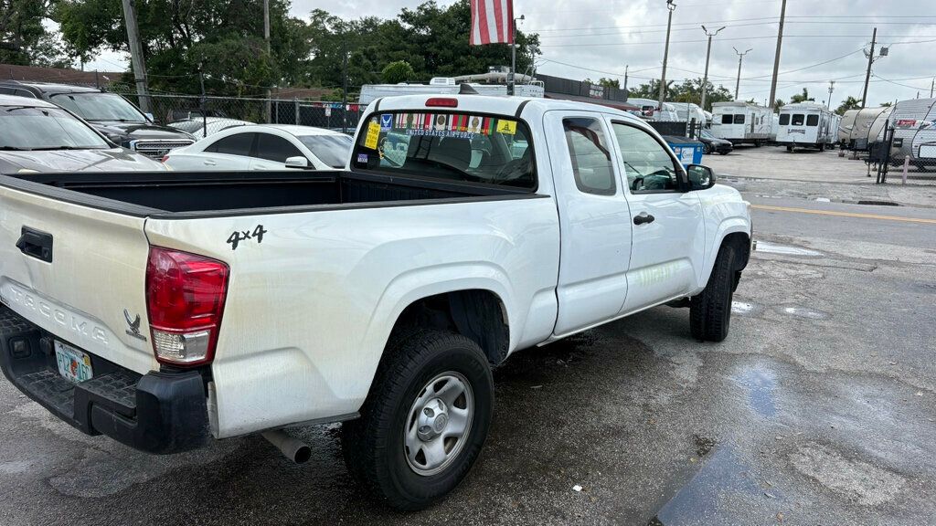2017 Toyota Tacoma  - 23010801 - 2