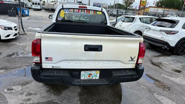 2017 Toyota Tacoma  - 23010801 - 3