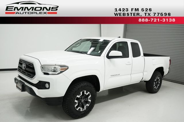 2017 Toyota Tacoma  - 22941101 - 0