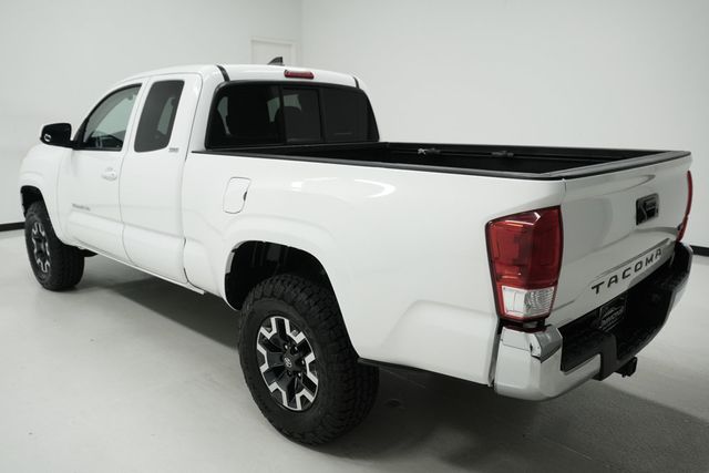 2017 Toyota Tacoma  - 22941101 - 4