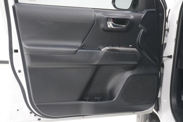 2017 Toyota Tacoma  - 22942880 - 10