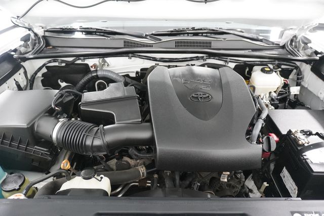 2017 Toyota Tacoma  - 22942880 - 21