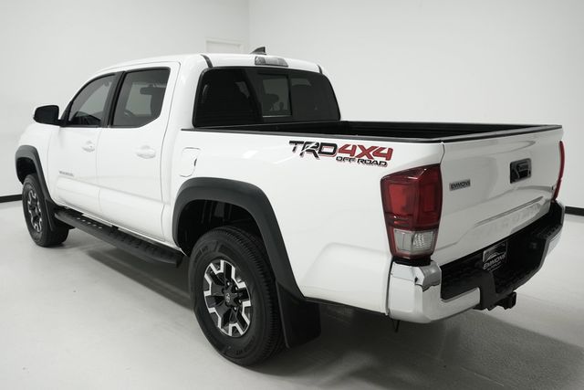 2017 Toyota Tacoma  - 22942880 - 3