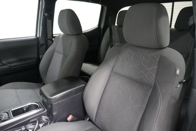 2017 Toyota Tacoma  - 22942880 - 7