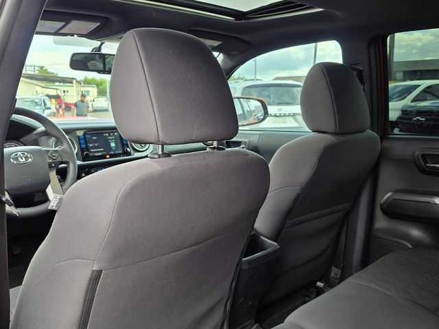 2017 Toyota Tacoma  - 22949033 - 17