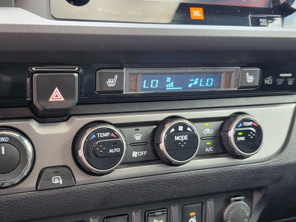 2017 Toyota Tacoma  - 22949033 - 29