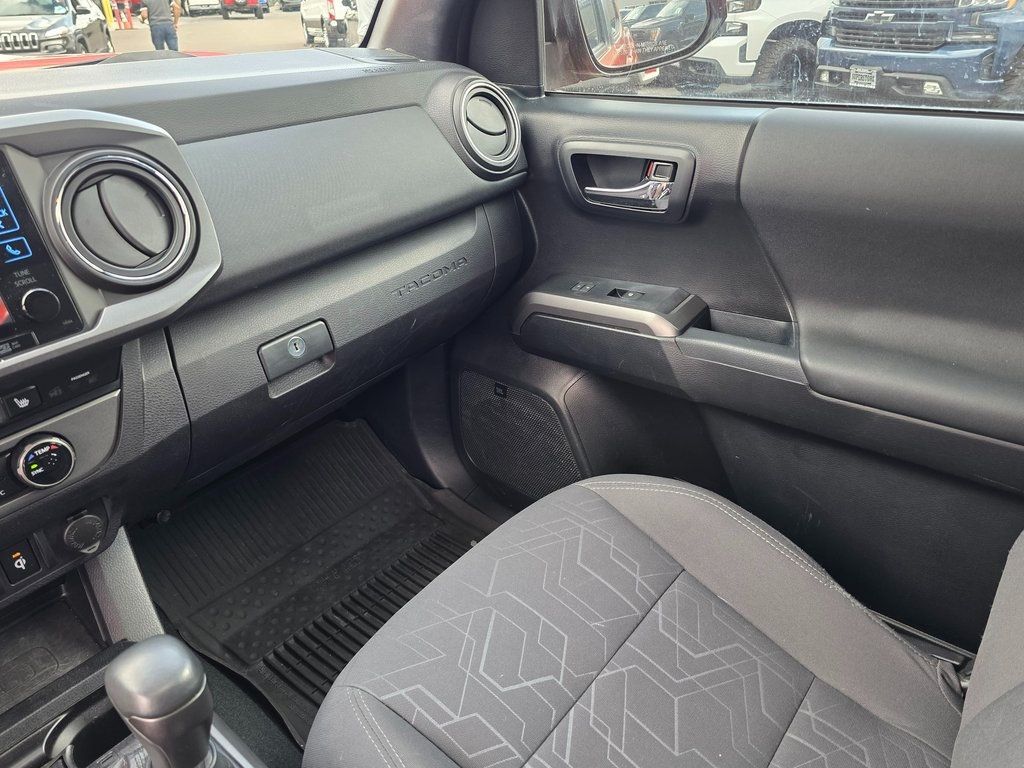 2017 Toyota Tacoma  - 22949033 - 34