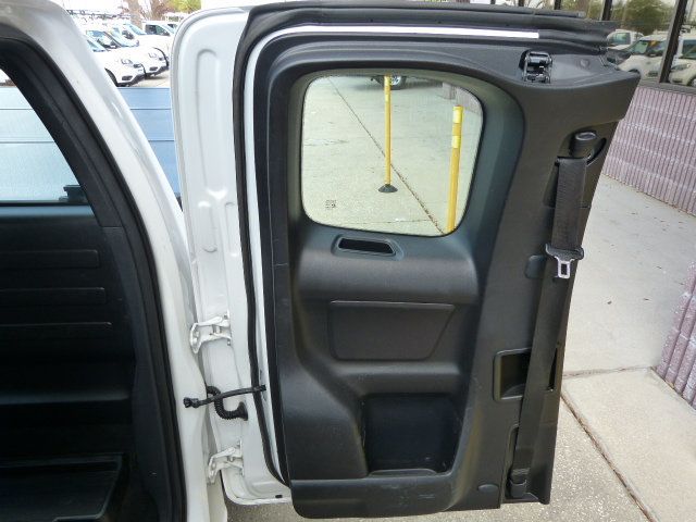 2017 Toyota Tacoma 2.7L 4CYL. GAS*2WD*EXTENDED CAB*TONNEAU COVER*LOCAL TRADE-IN! - 22997468 - 23