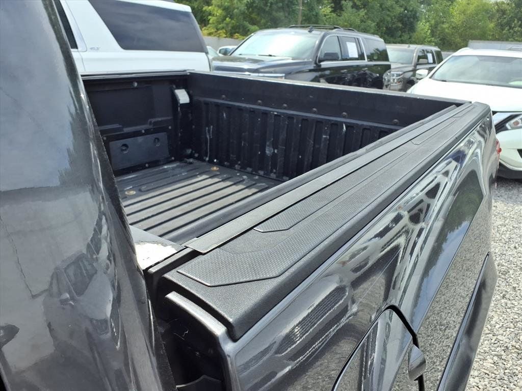 2017 Toyota Tacoma DOUBLE CAB - 22915940 - 17