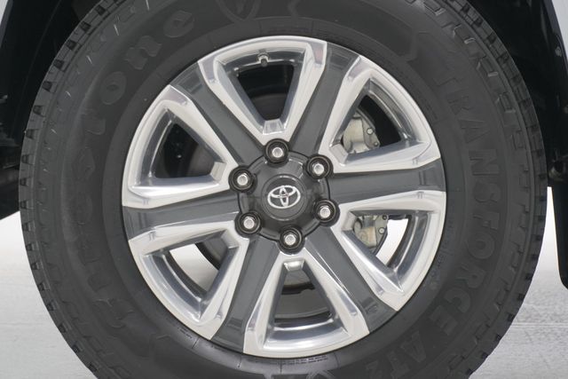 2017 Toyota Tacoma Limited Double Cab 5' Bed V6 4x4 Automatic - 23000289 - 26