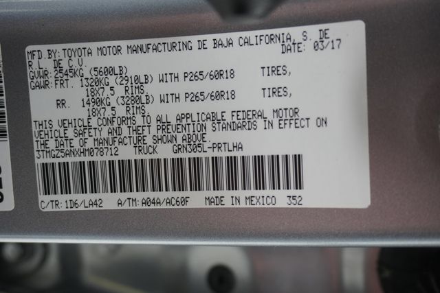 2017 Toyota Tacoma Limited Double Cab 5' Bed V6 4x4 Automatic - 23000289 - 30