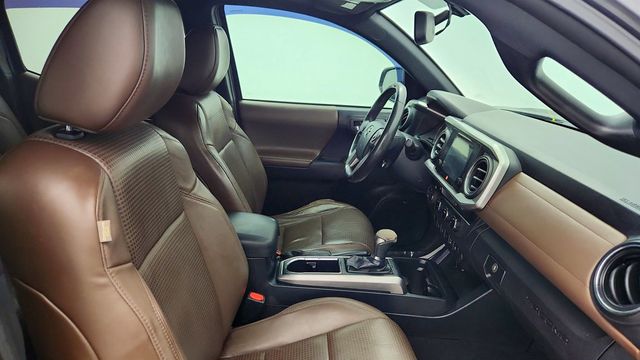 2017 Toyota Tacoma Limited Double Cab 5' Bed V6 4x4 Automatic w/ Towing Pkg - 22997090 - 20