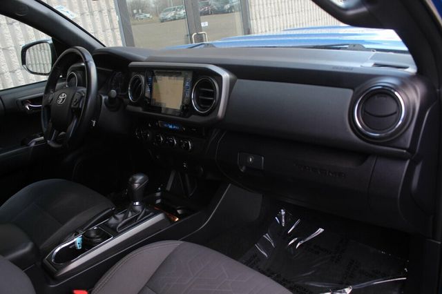 2017 Toyota Tacoma ONE OWNER 4X4 TRD SPORT DOUBLE CAB 6FT LONG BOX W/ NAVIGATION - 23002388 - 8