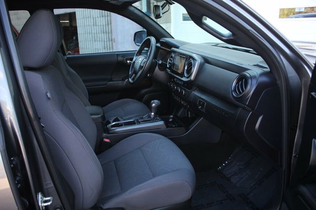 2017 Toyota Tacoma ON SALE...ONE OWNER TRD SPORT W/ PREMIUM/ TECH PKG, NAVI - 22875914 - 7