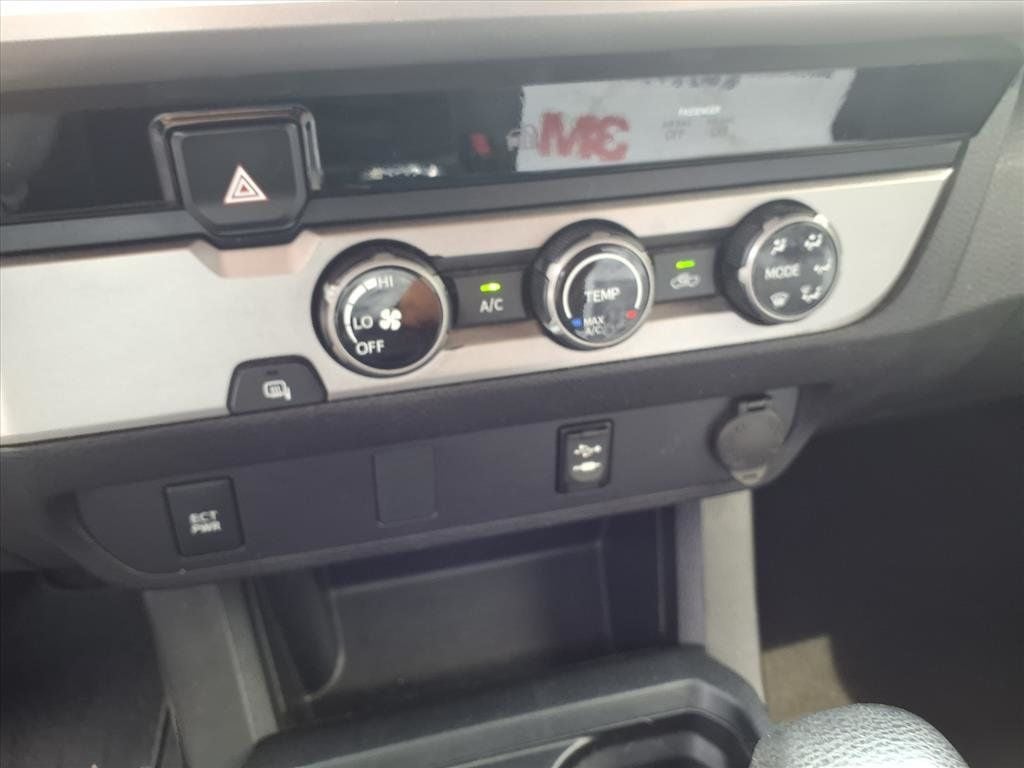 2017 Toyota Tacoma SR5 Double Cab 5' Bed V6 4x2 Automatic - 22915940 - 12