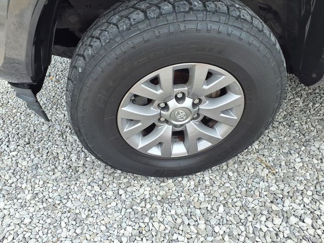 2017 Toyota Tacoma SR5 Double Cab 5' Bed V6 4x2 Automatic - 22915940 - 4