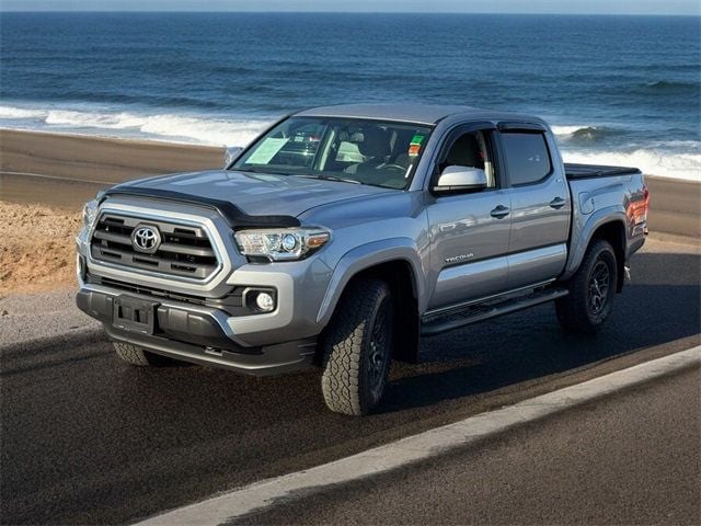 2017 Toyota Tacoma SR5 Double Cab 5' Bed V6 4x4 Automatic - 22611274 - 4