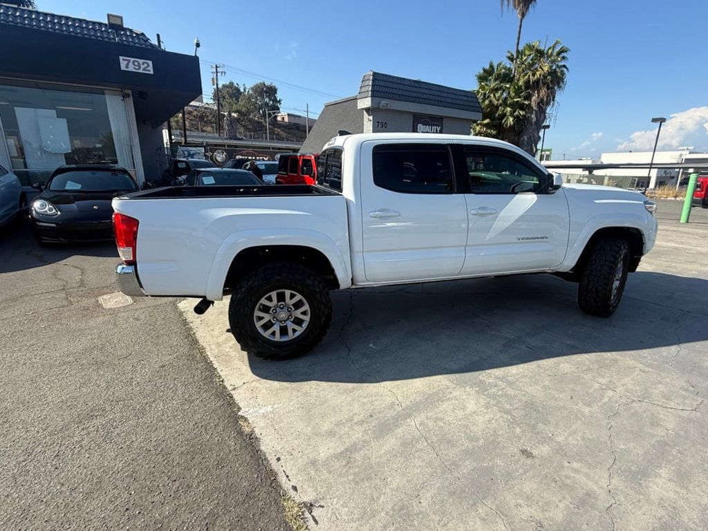 2017 Toyota Tacoma SR5 Double Cab 5' Bed V6 4x4 Automatic - 22907095 - 9