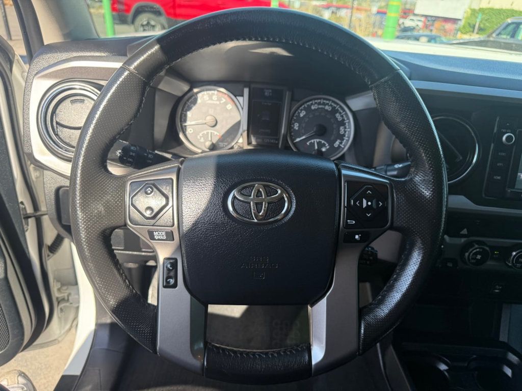 2017 Toyota Tacoma SR5 Double Cab 5' Bed V6 4x4 Automatic - 22907095 - 20