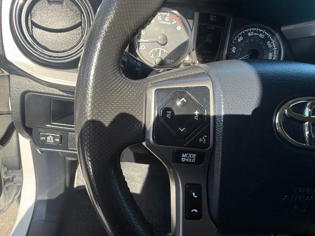 2017 Toyota Tacoma SR5 Double Cab 5' Bed V6 4x4 Automatic - 22907095 - 21