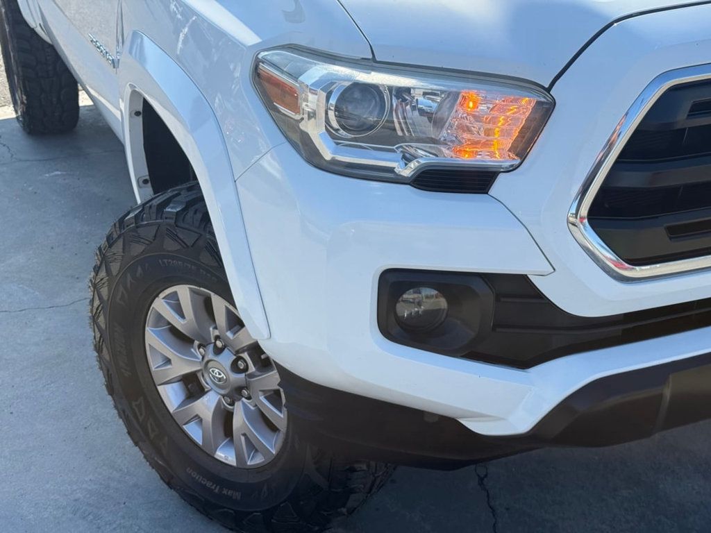 2017 Toyota Tacoma SR5 Double Cab 5' Bed V6 4x4 Automatic - 22907095 - 2