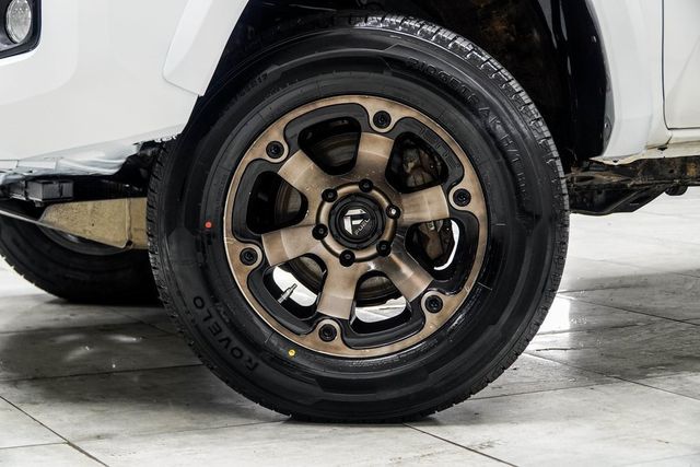 2017 Toyota Tacoma SR5 Double Cab 6' Bed V6 4x4 Automatic - 22935269 - 2