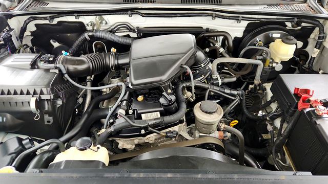 2017 Toyota Tacoma SR Access Cab 6' Bed I4 4x2 Automatic w/ Utility Package - 23010729 - 25