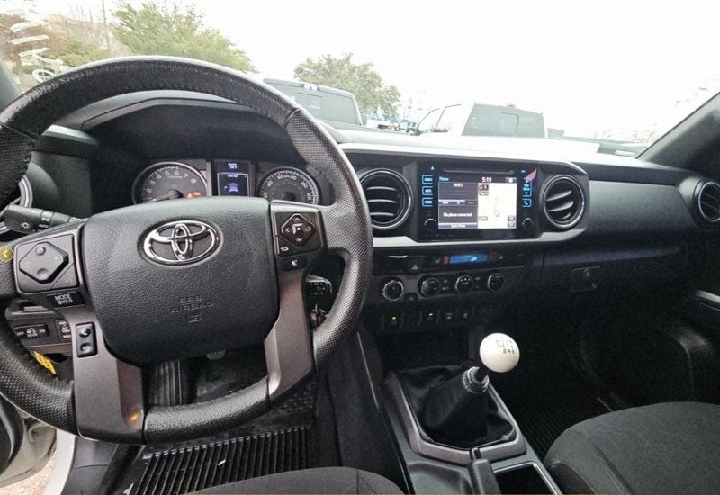 2017 Toyota Tacoma TRD Off Road 6-Spd Moonroof LOW 70k MILES 4x4 - 22773023 - 8