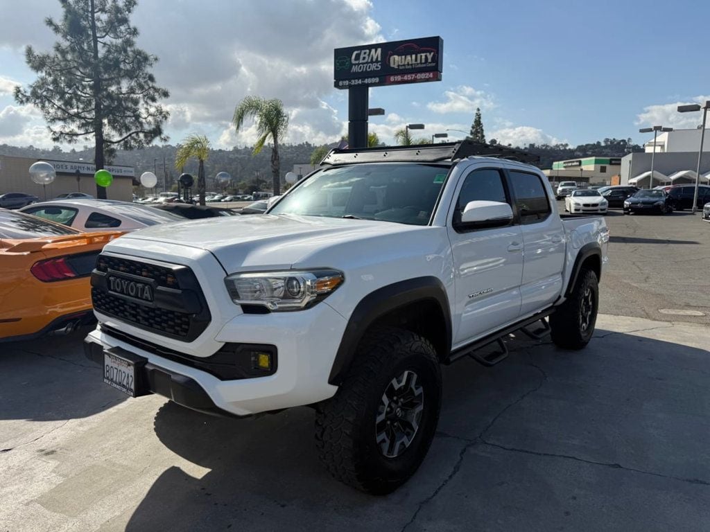 2017 Toyota Tacoma TRD Off Road Double Cab 5' Bed V6 4x2 Automatic - 22761870 - 4