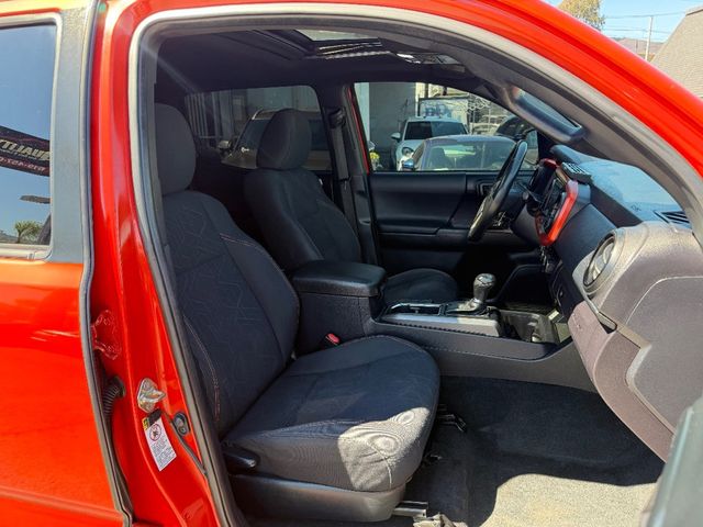 2017 Toyota Tacoma TRD Off Road Double Cab 5' Bed V6 4x2 Automatic - 23000737 - 26