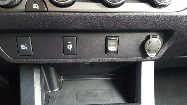 2017 Toyota Tacoma TRD Off Road Double Cab 5' Bed V6 4x4 - 18448715 - 21