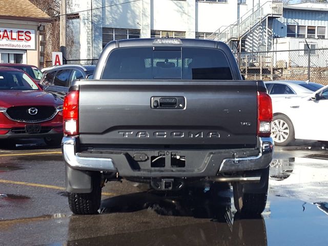 2017 Toyota Tacoma TRD Off Road Double Cab 5' Bed V6 4x4 - 18448715 - 4