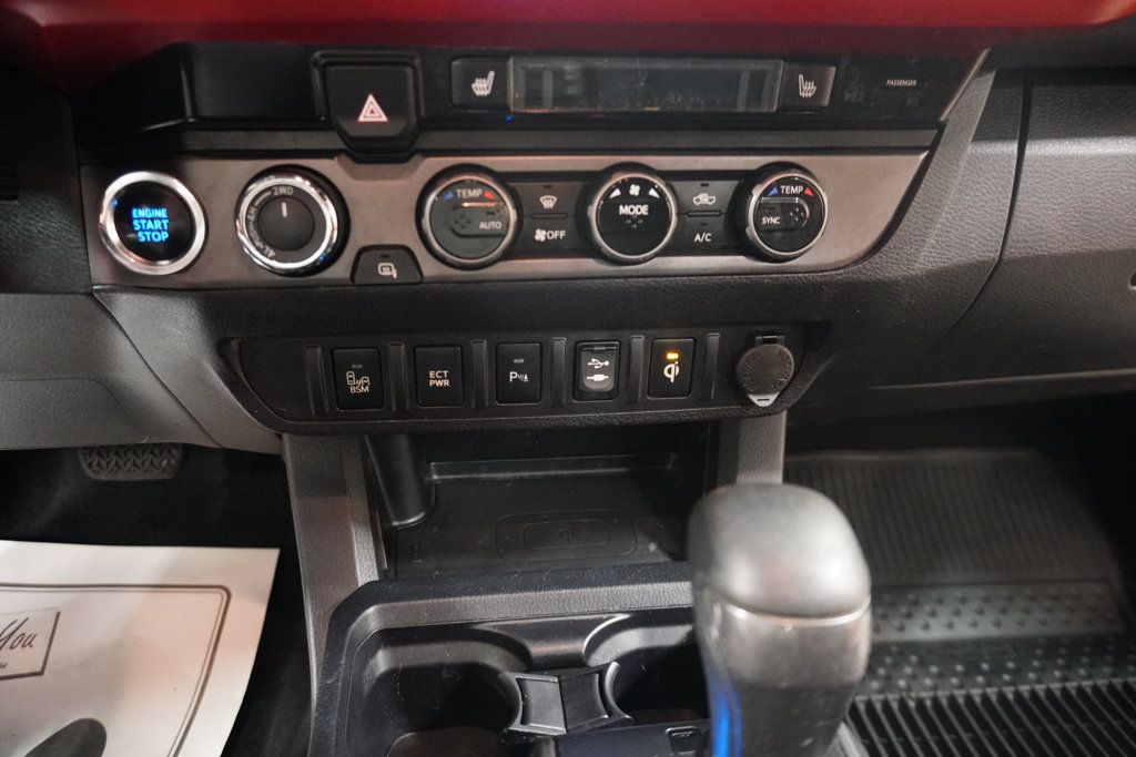 2017 Toyota Tacoma TRD Double Cab V6 4x4 photo 10