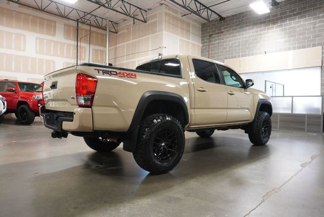 2017 Toyota Tacoma TRD Off Road Double Cab 5' Bed V6 4x4 Automatic - 23102307 - 3