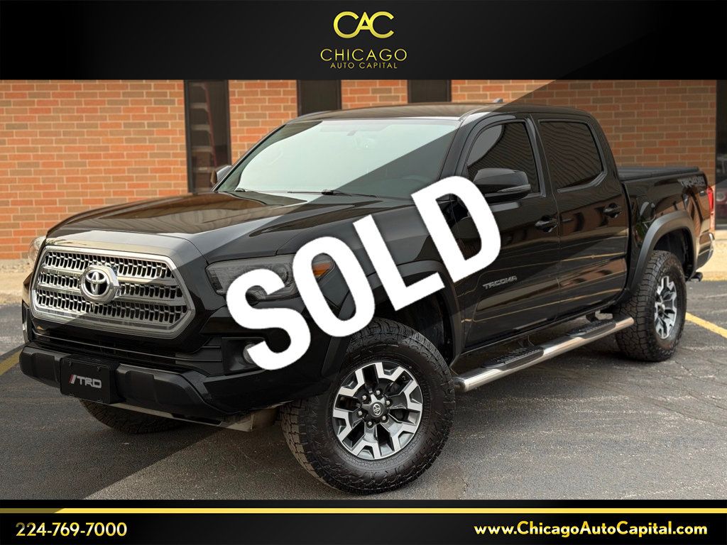2017 Toyota Tacoma TRD Off Road Double Cab 5' Bed V6 4x4 Automatic - 22851813 - 0