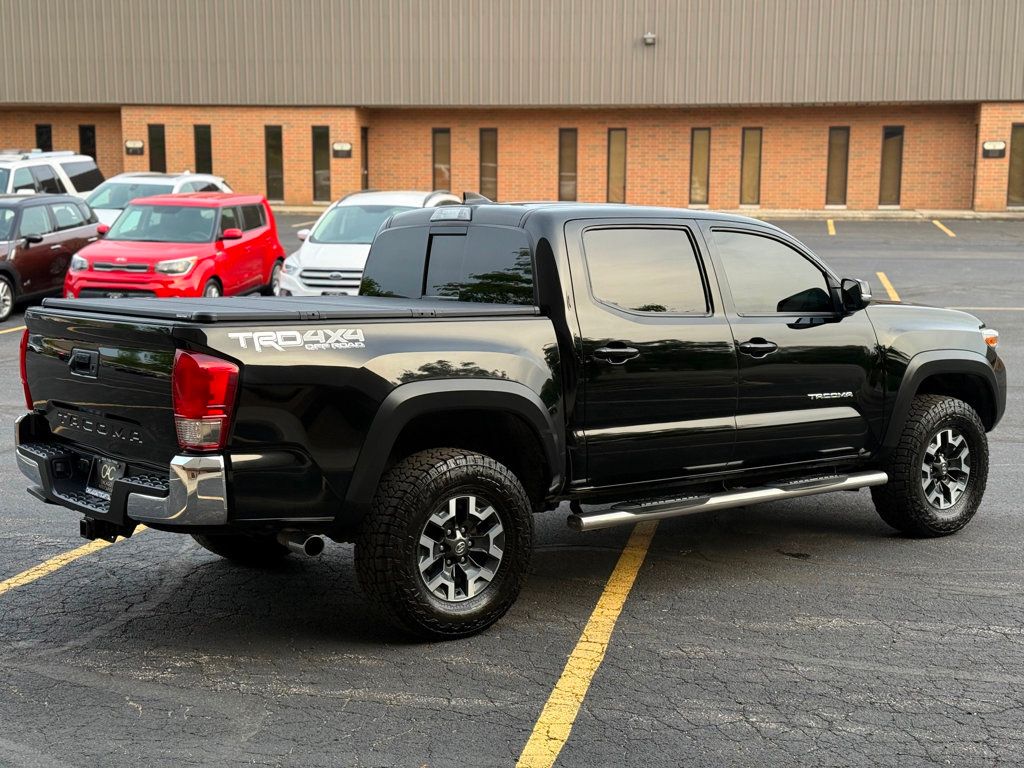 2017 Toyota Tacoma TRD Off Road Double Cab 5' Bed V6 4x4 Automatic - 22851813 - 18