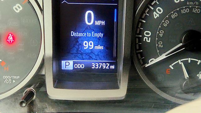 2017 Toyota Tacoma TRD Off Road Double Cab 5' Bed V6 4x4 Automatic - 23015756 - 14