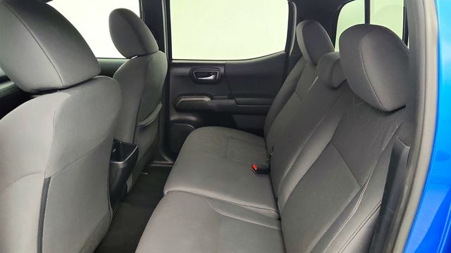 2017 Toyota Tacoma TRD Off Road Double Cab 5' Bed V6 4x4 Automatic - 23015756 - 19