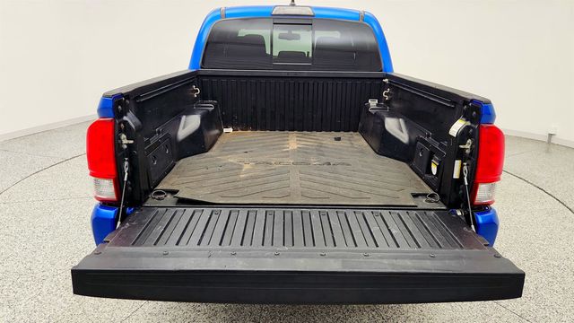 2017 Toyota Tacoma TRD Off Road Double Cab 5' Bed V6 4x4 Automatic - 23015756 - 20