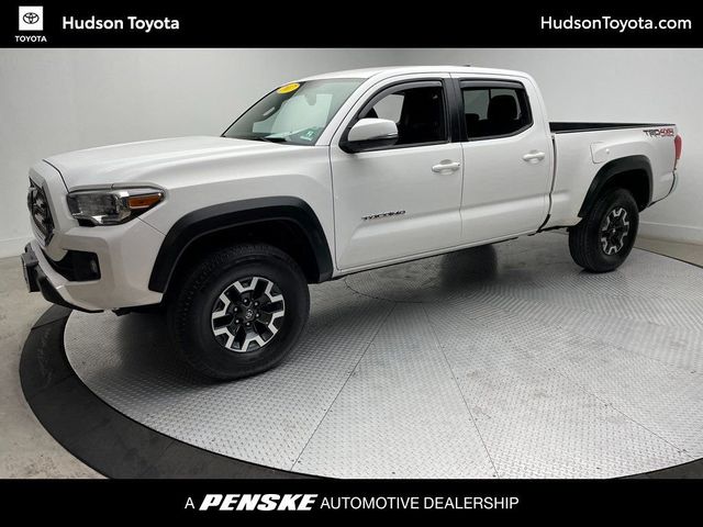 2017 Toyota Tacoma TRD Off Road Double Cab 6' Bed V6 4x4 Automatic - 23019246 - 0