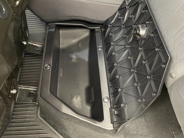 2017 Toyota Tacoma TRD Off Road Double Cab 6' Bed V6 4x4 Automatic - 23019246 - 33