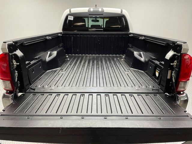 2017 Toyota Tacoma TRD Off Road Double Cab 6' Bed V6 4x4 Automatic - 23019246 - 39